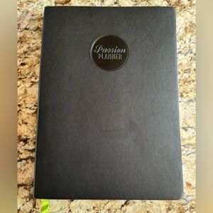 NEW 2024 Passion Planner Elite
